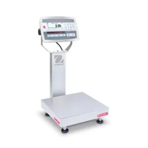 Báscula Defender 5000 de sobremesa con plataforma robusta y pantalla digital, ideal para aplicaciones industriales.